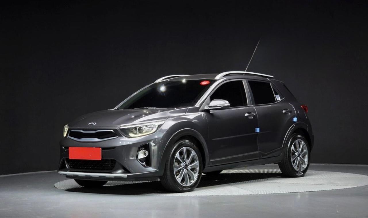 Kia Stonic 2018 — front view